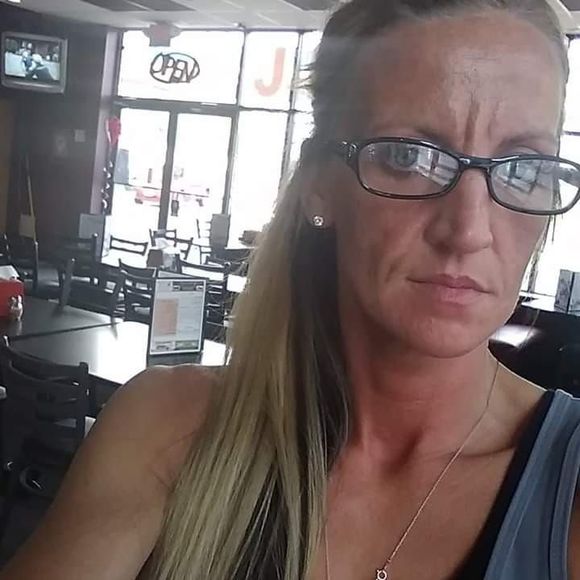 Meet your Posher, Veronica - Picture 1 of 1